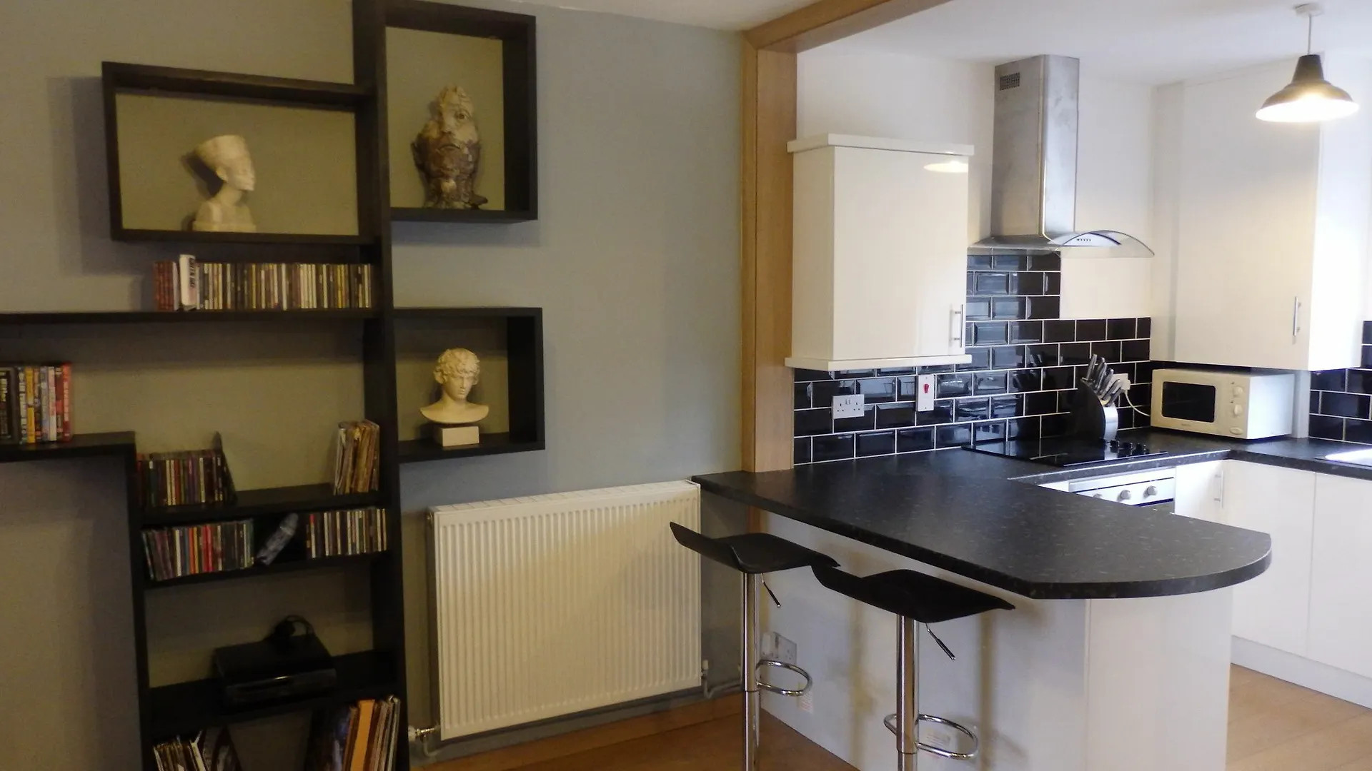 40 Salisbury Court Apartment location